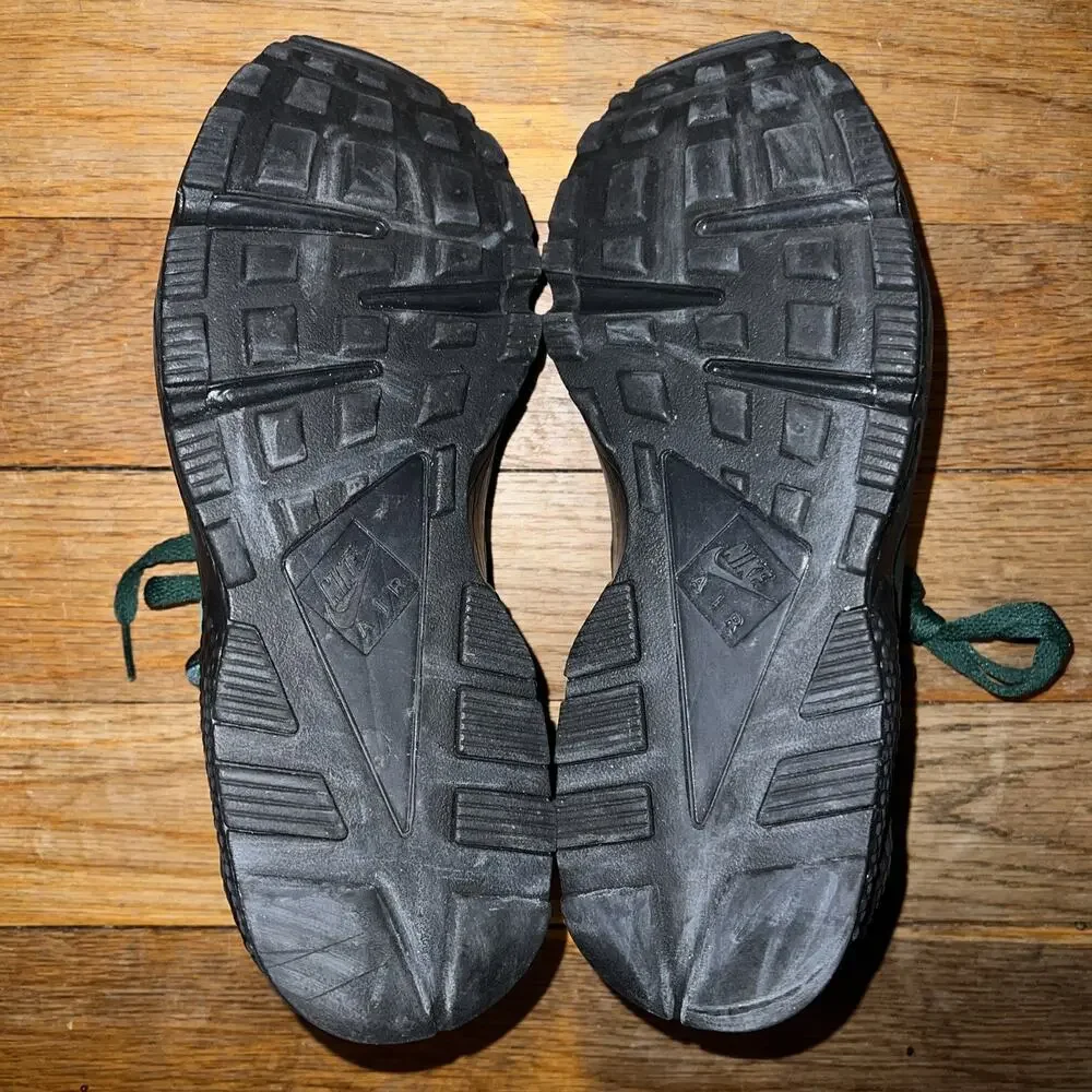 Nike ID By You x Unique Life Huarache Golden Forrest Green Women Sz. 10.5/Men 9